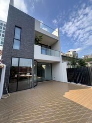 Hillview Villas (D23), Terrace #581926071